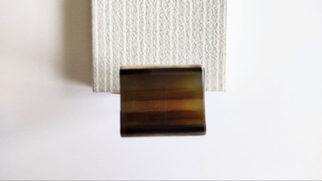 ゆはみ【新品・未使用】 希少最高級白水牛鼈甲撥です